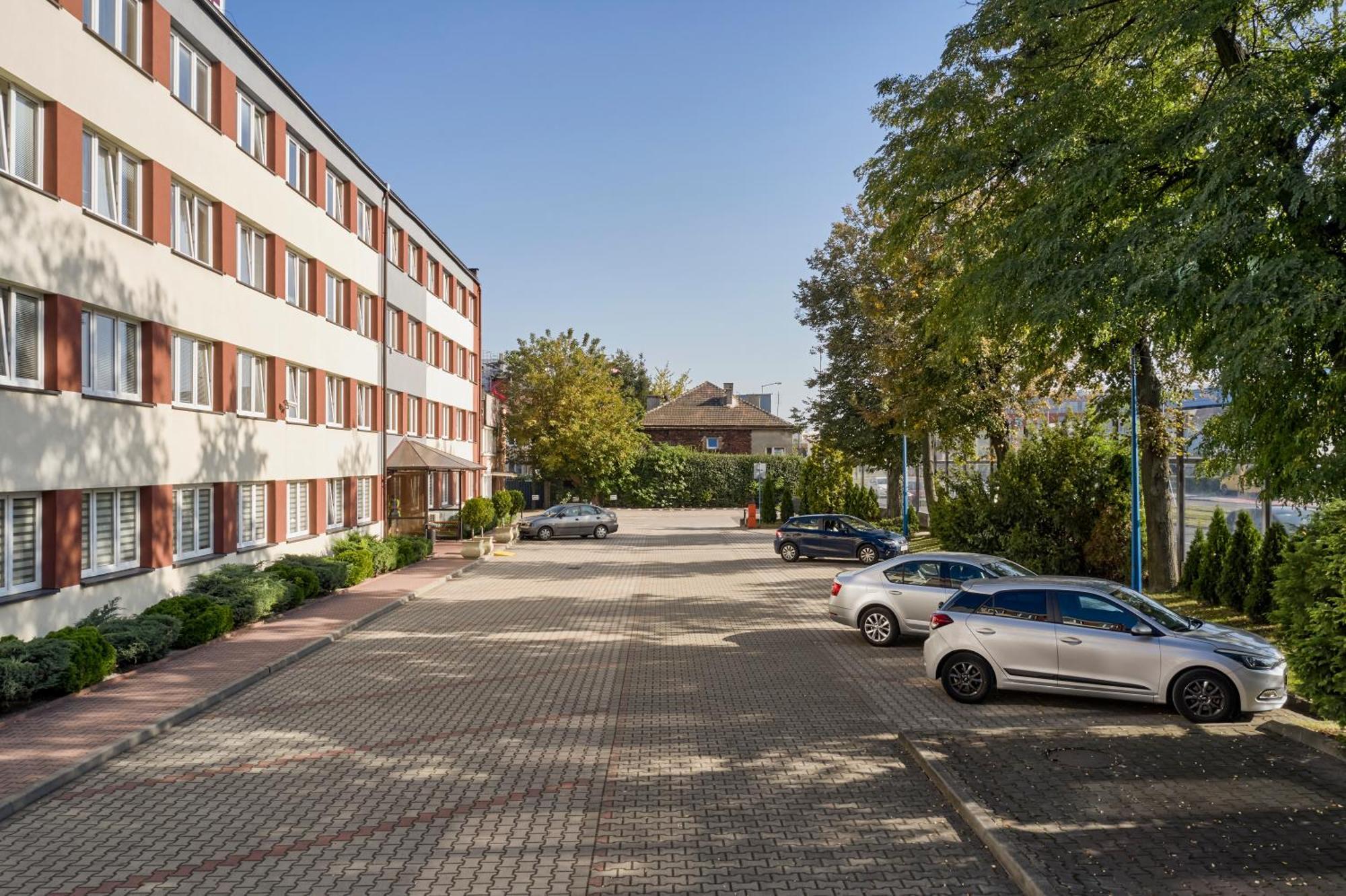 Hotel Alf Krakow Bagian luar foto