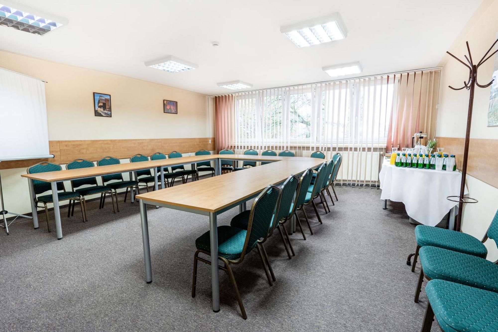 Hotel Alf Krakow Bagian luar foto